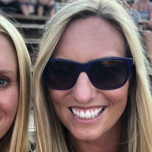 Meet your Posher, Annie